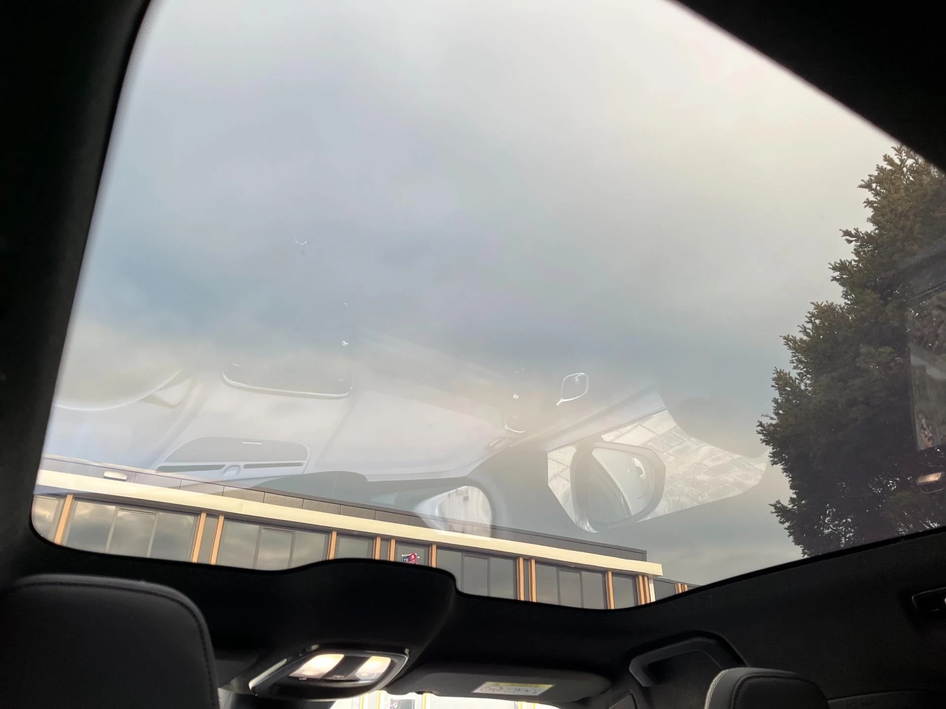 Hoofdafbeelding Volvo C40