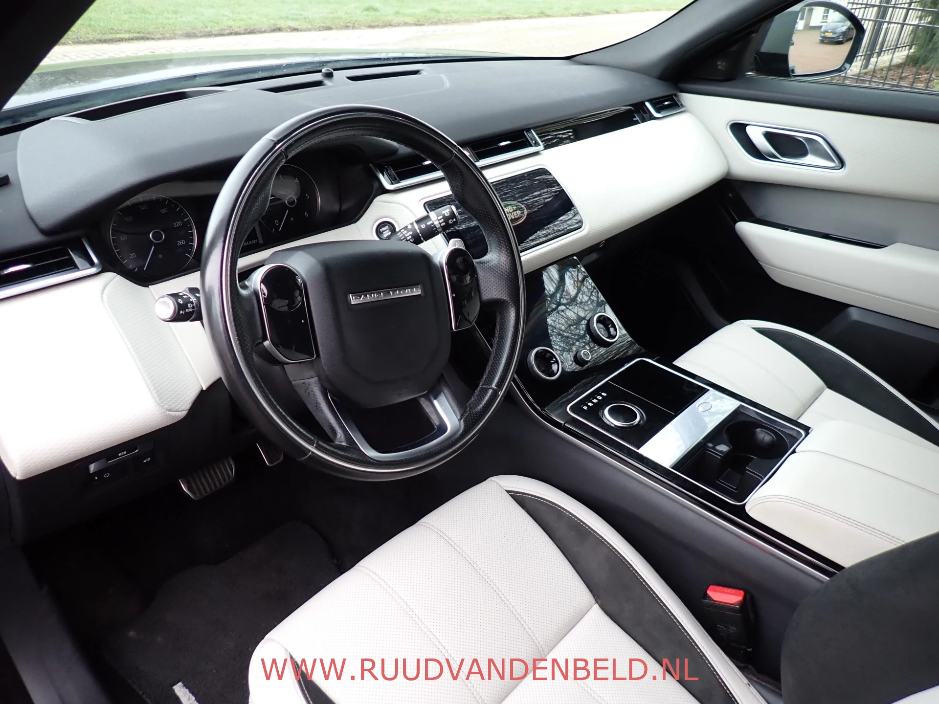 Hoofdafbeelding Land Rover Range Rover Velar