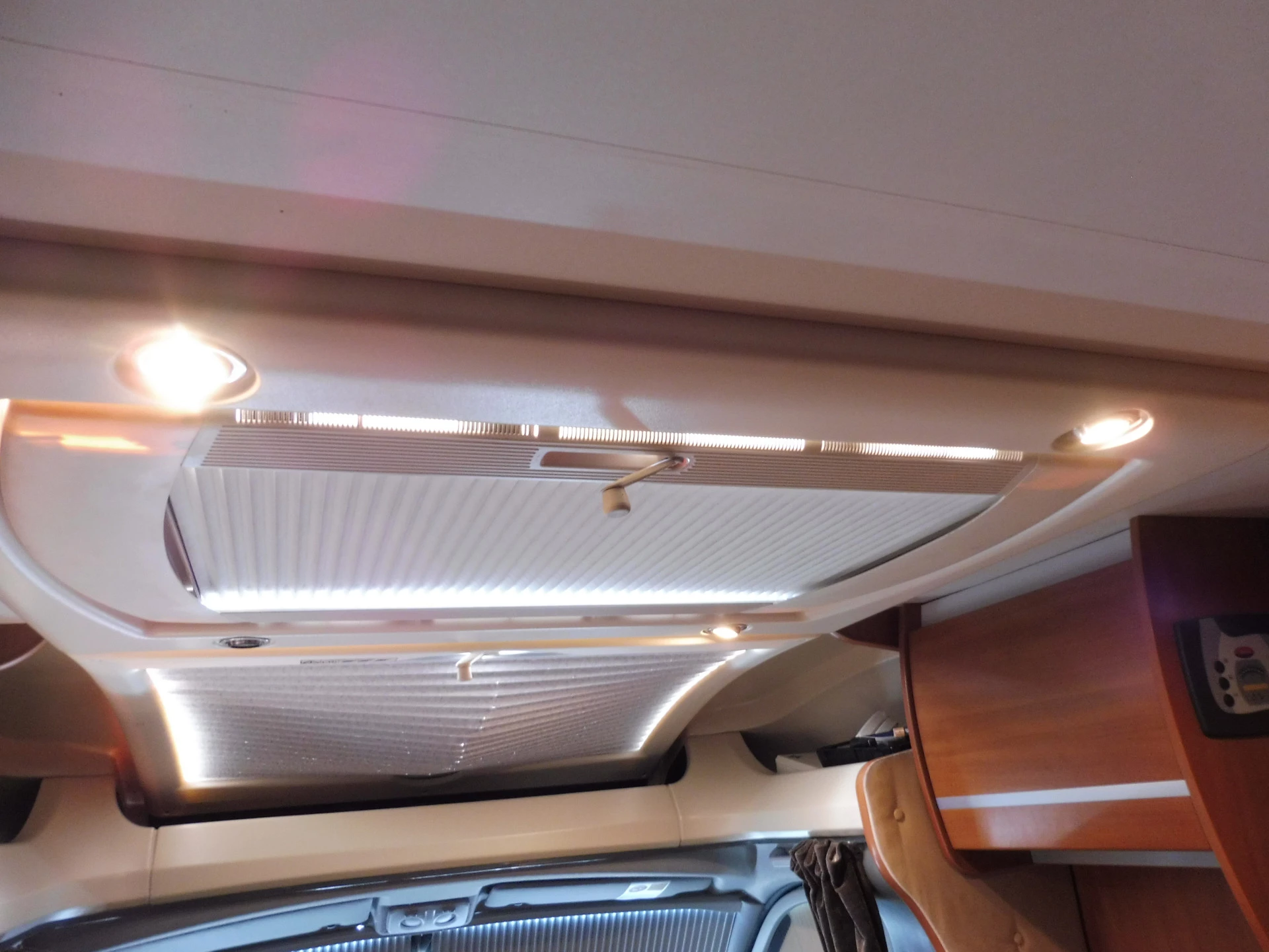 Hoofdafbeelding Challenger Mageo