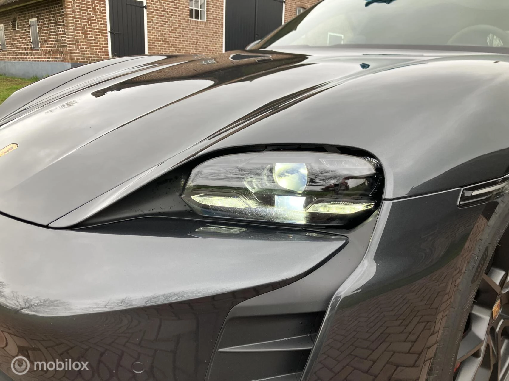 Hoofdafbeelding Porsche Taycan