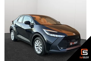 Hoofdafbeelding Toyota C-HR Toyota C-HR 1.8 Hybrid 140 Busines: Strak, Slim & Hybride