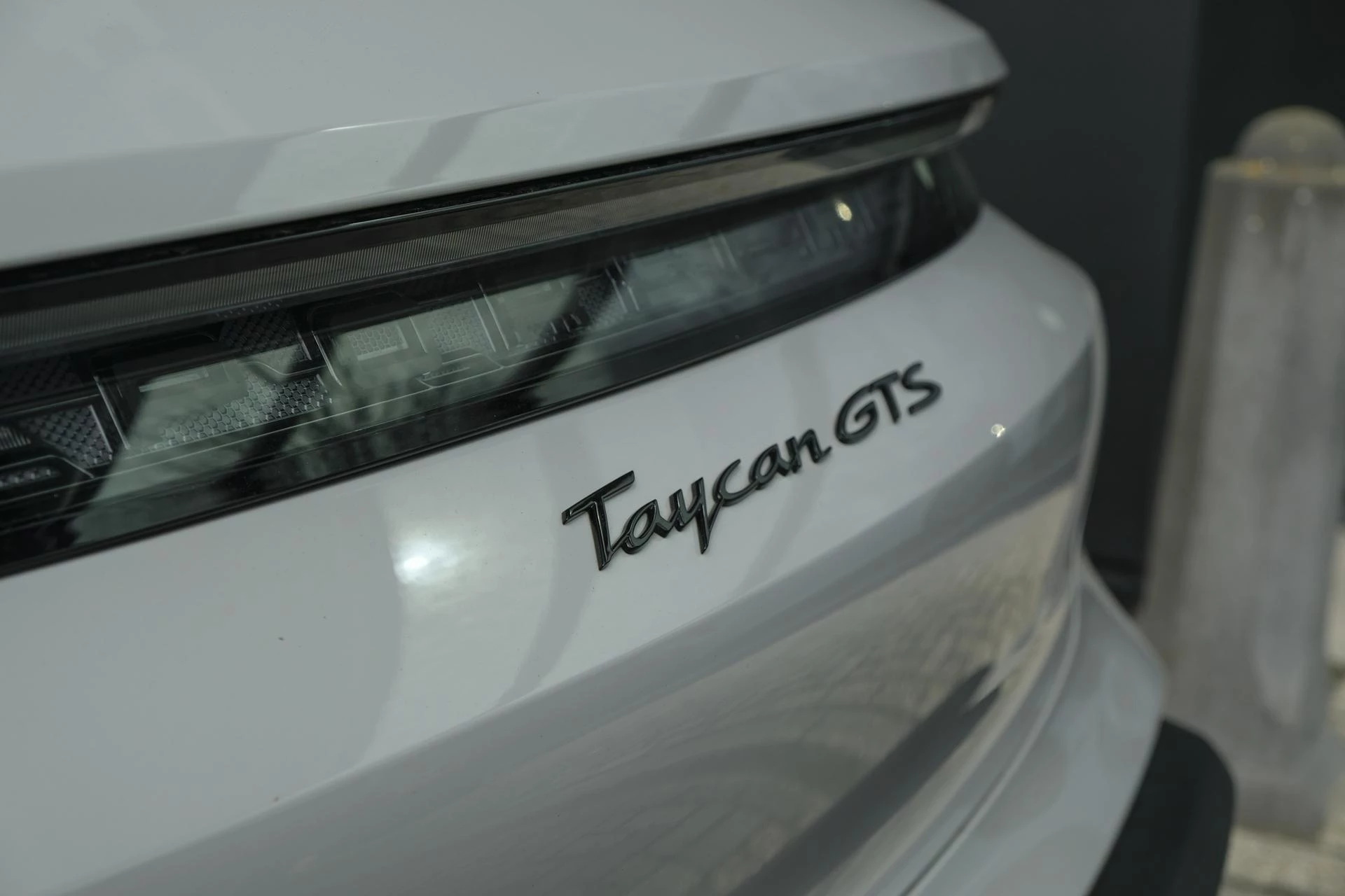 Hoofdafbeelding Porsche Taycan