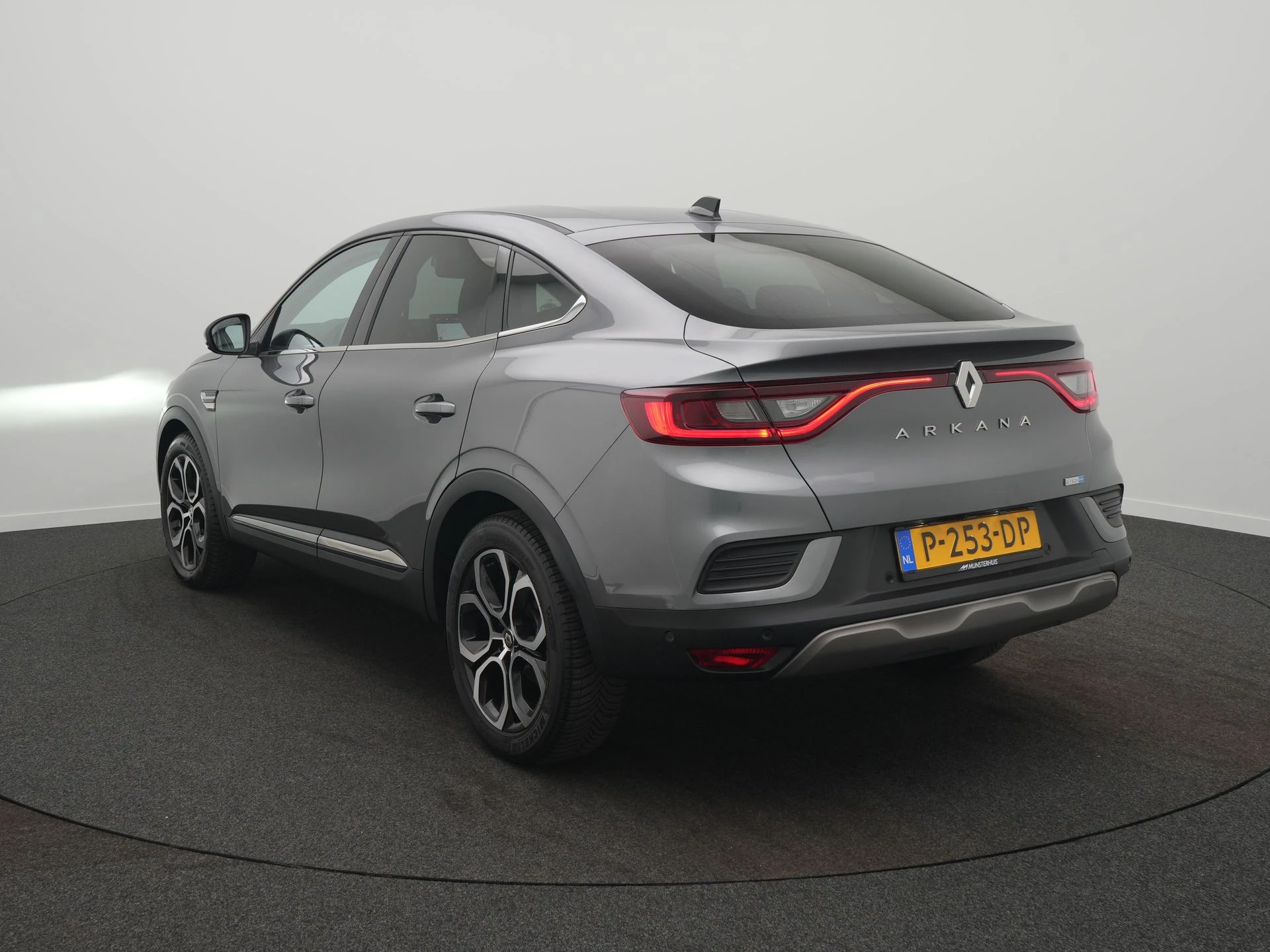 Hoofdafbeelding Renault Arkana