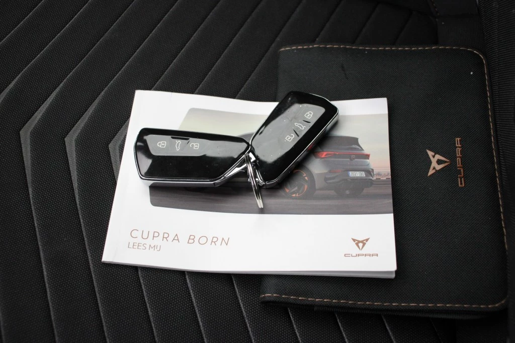 Hoofdafbeelding CUPRA Born