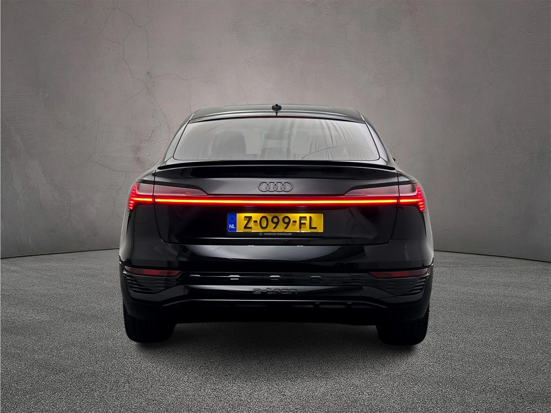 Hoofdafbeelding Audi Q8 Sportback e-tron