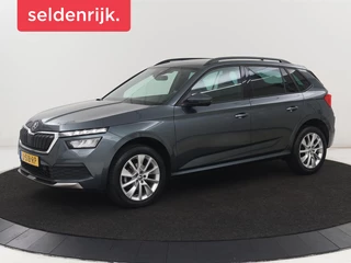 Hoofdafbeelding Škoda Kamiq Skoda Kamiq 1.0 TSI Sport | Virtual Cockpit | Carplay |  Navigatie | Sportstoelen | 17'' | Full LED | Climate control | Parkeerhulp | Cruise control | Bluetooth