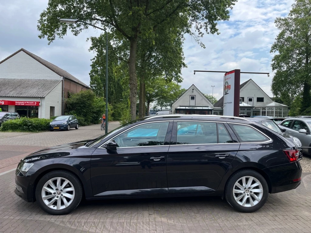 Hoofdafbeelding Škoda Superb