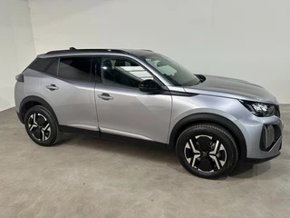Peugeot 2008 1.2 Hybrid, Allure,camera voor+achter,Keyles,Navigatie,dode hoek,adaptieve cruise.