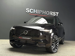 Hoofdafbeelding Volvo XC90 Volvo XC90 T8 Hybride Plus Dark 21 inch 7 Zits All Black 455pk 360 camera