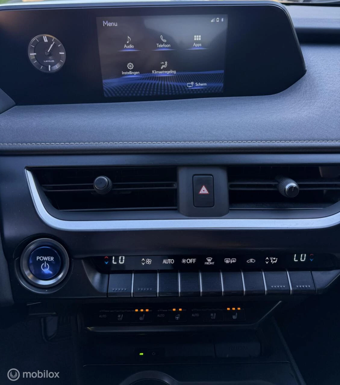 Hoofdafbeelding Lexus UX