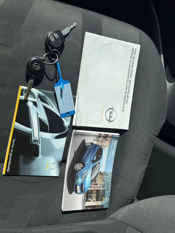 Hoofdafbeelding Opel Agila