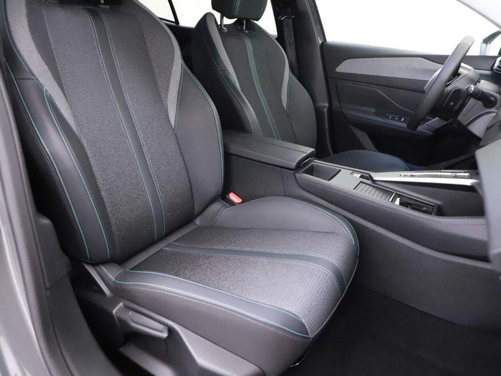 Hoofdafbeelding Peugeot 408