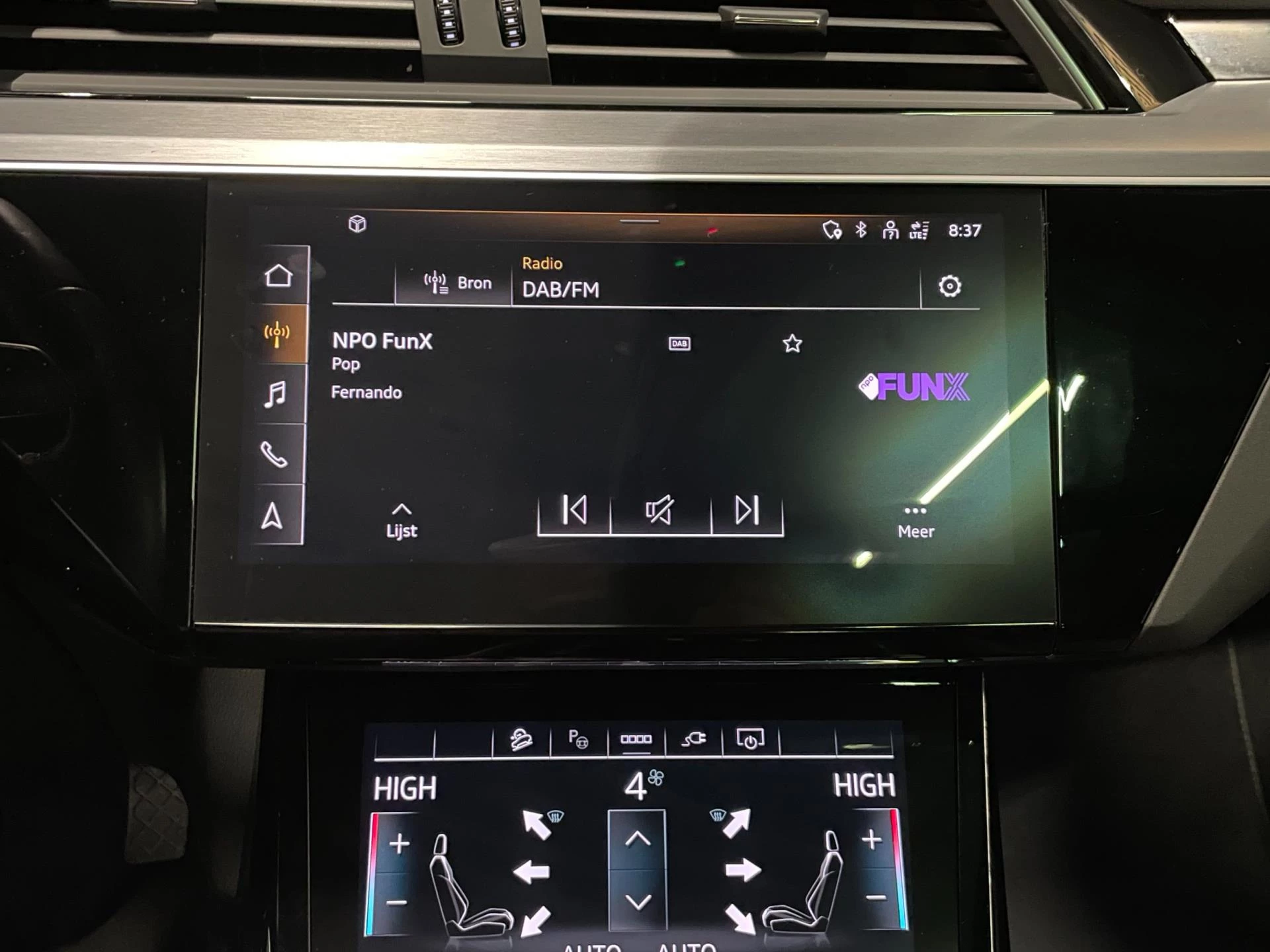 Hoofdafbeelding Audi e-tron