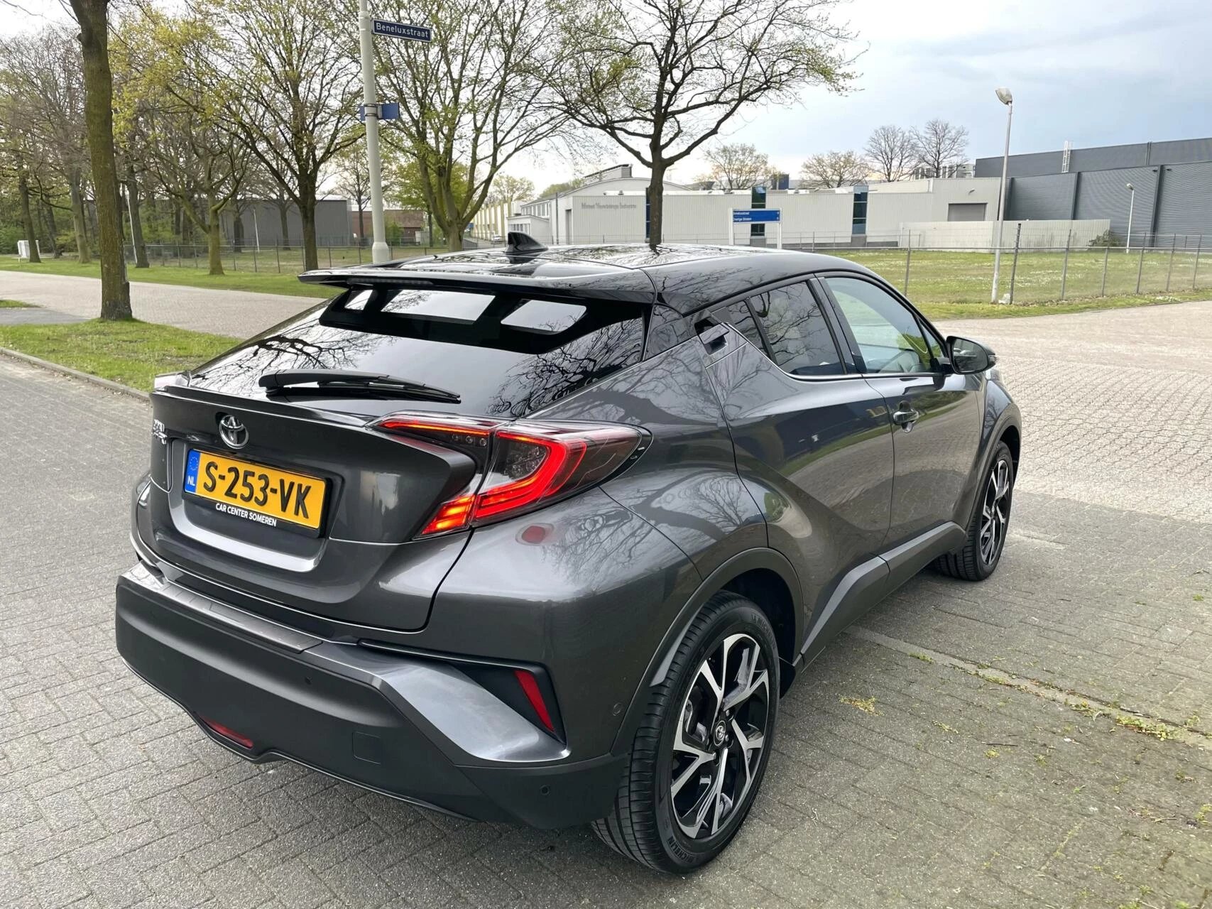 Hoofdafbeelding Toyota C-HR