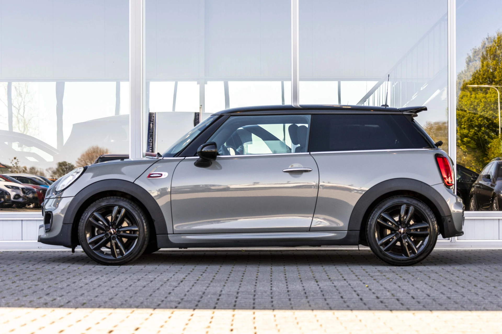 Hoofdafbeelding MINI One