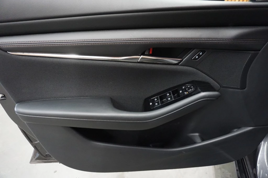 Hoofdafbeelding Mazda 3