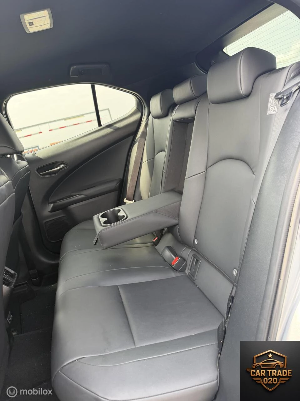 Hoofdafbeelding Lexus UX