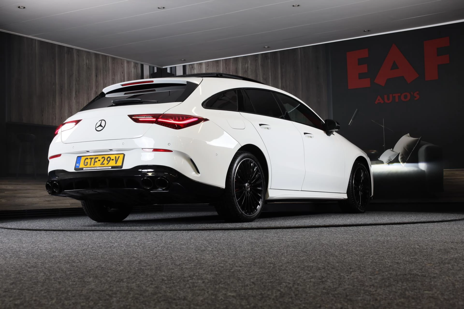 Hoofdafbeelding Mercedes-Benz CLA