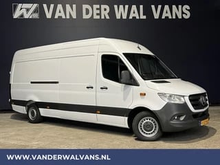 Mercedes-Benz Sprinter 316 CDI 164pk L3H2 Euro6 Airco | Camera | Navigatie | Apple Carplay | Trekhaak, Android Auto, Cruisecontrol, Parkeersensoren, Chauffeursstoel, Stoelverwarming, Bijrijdersbank