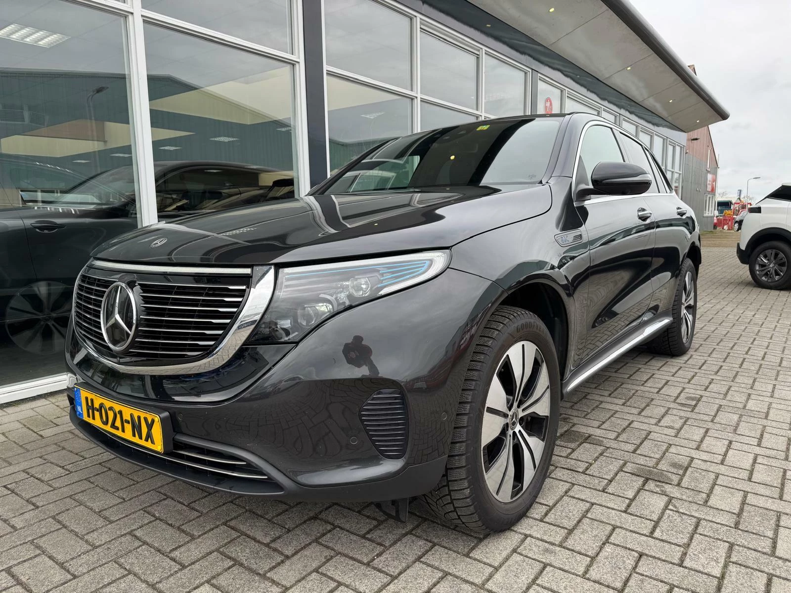Hoofdafbeelding Mercedes-Benz EQC