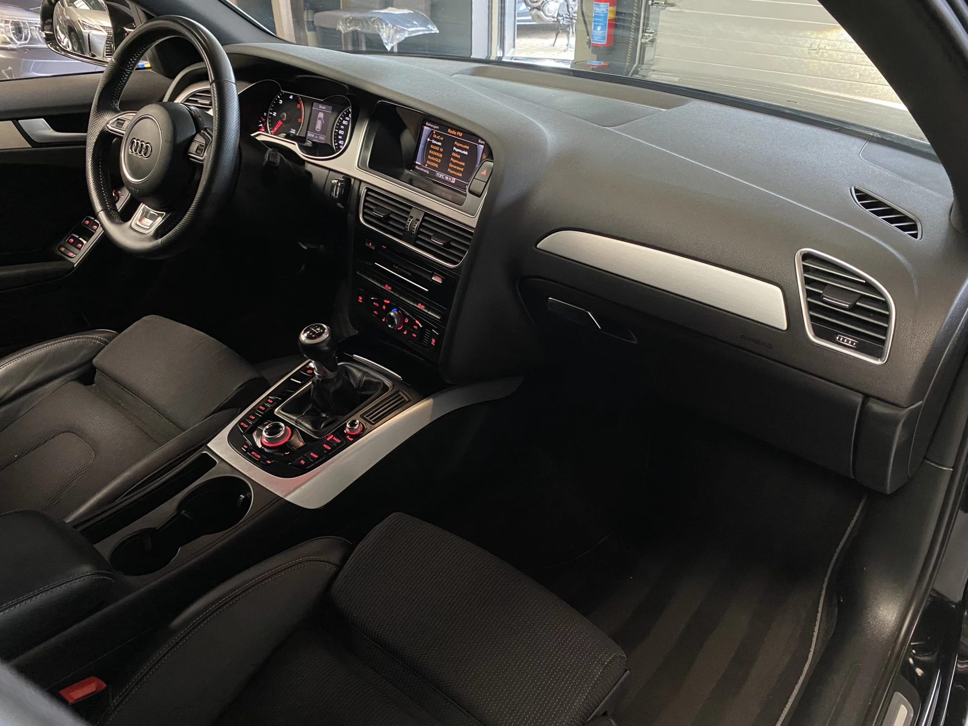 Hoofdafbeelding Audi A4