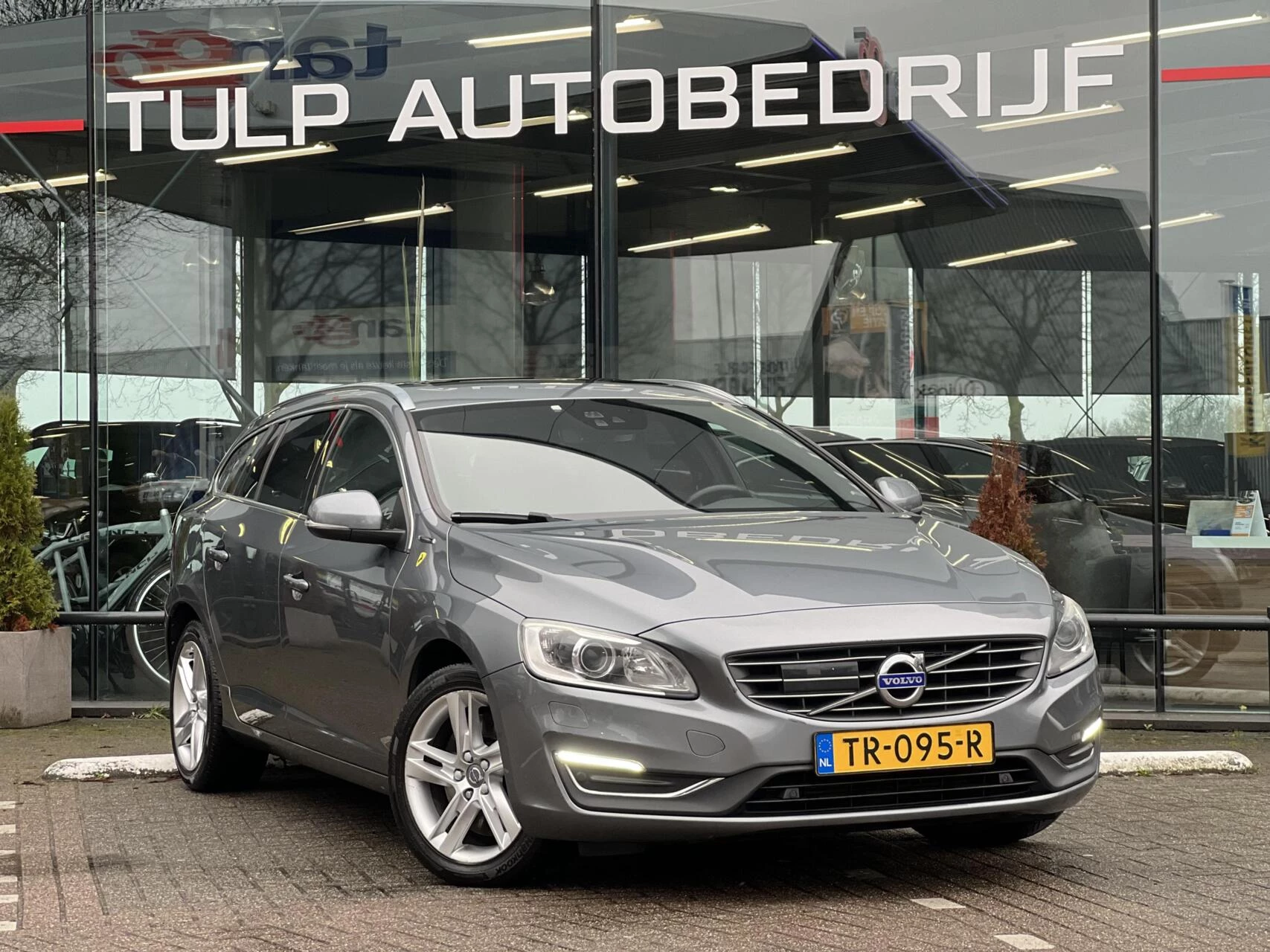 Hoofdafbeelding Volvo V60