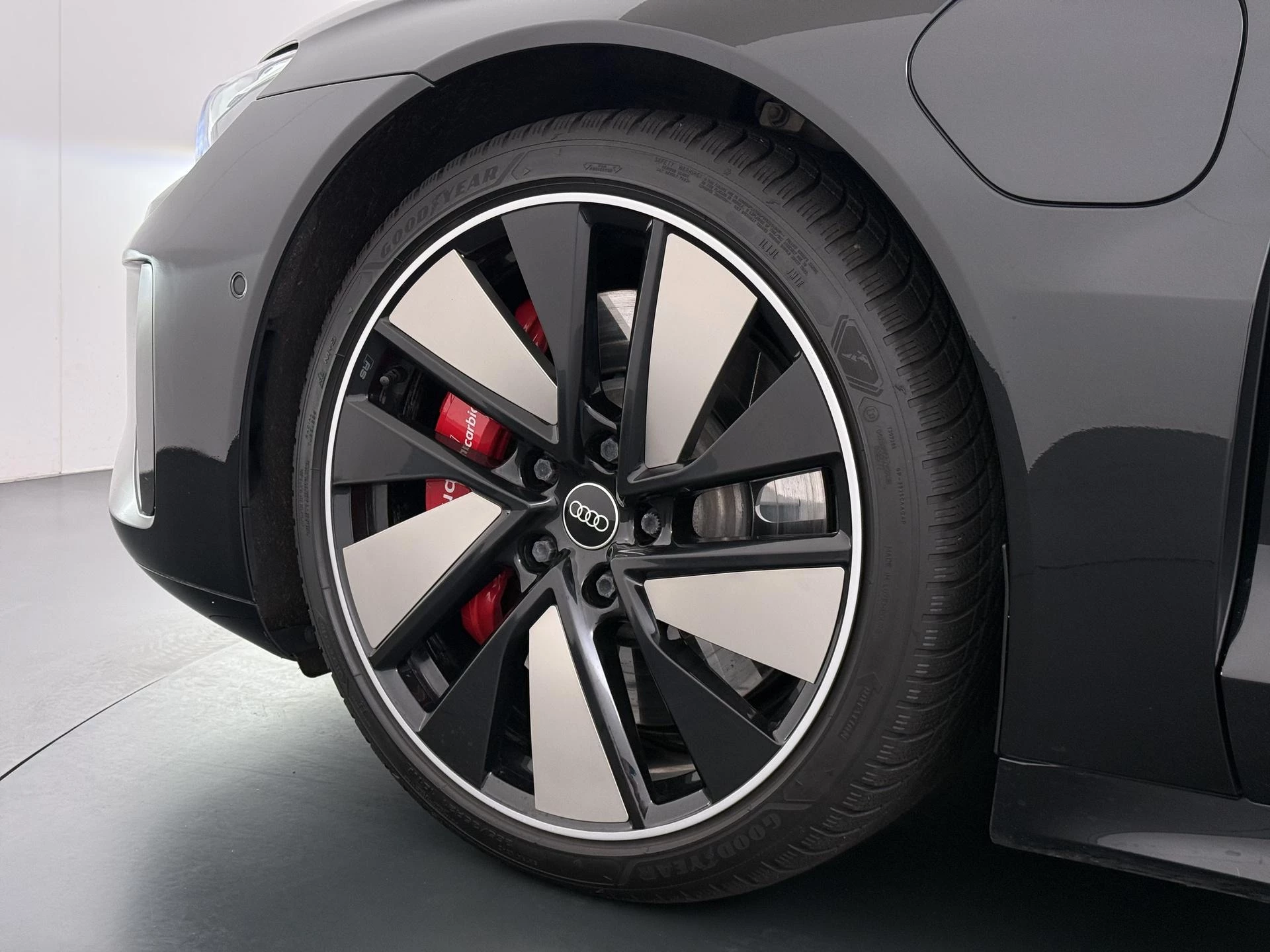 Hoofdafbeelding Audi e-tron GT