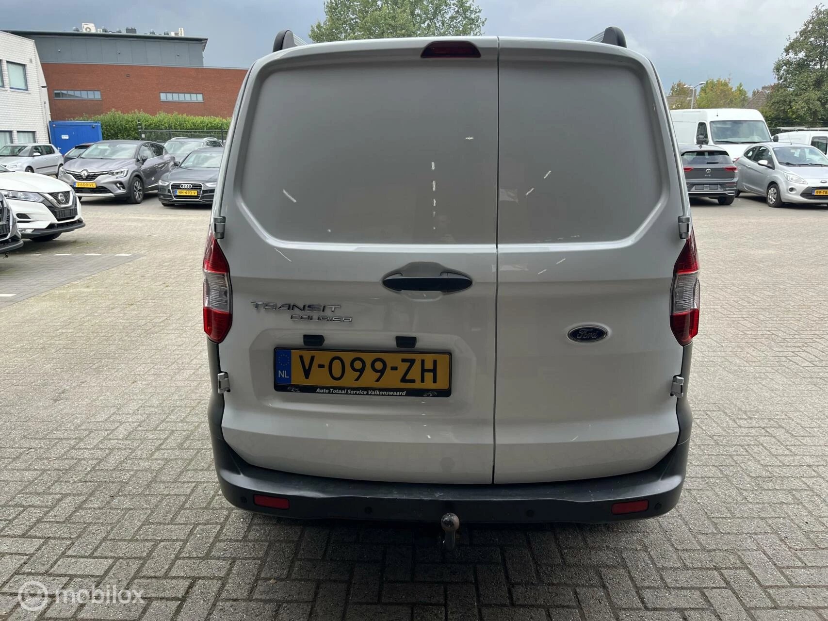 Hoofdafbeelding Ford Transit Courier