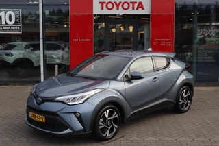 Hoofdafbeelding Toyota C-HR Toyota C-HR 1.8 HYBRID STYLE STOELVERW. BLIND-SPOT NAVI AD-CRUISE HALFLEDER 18" LM-VELGEN