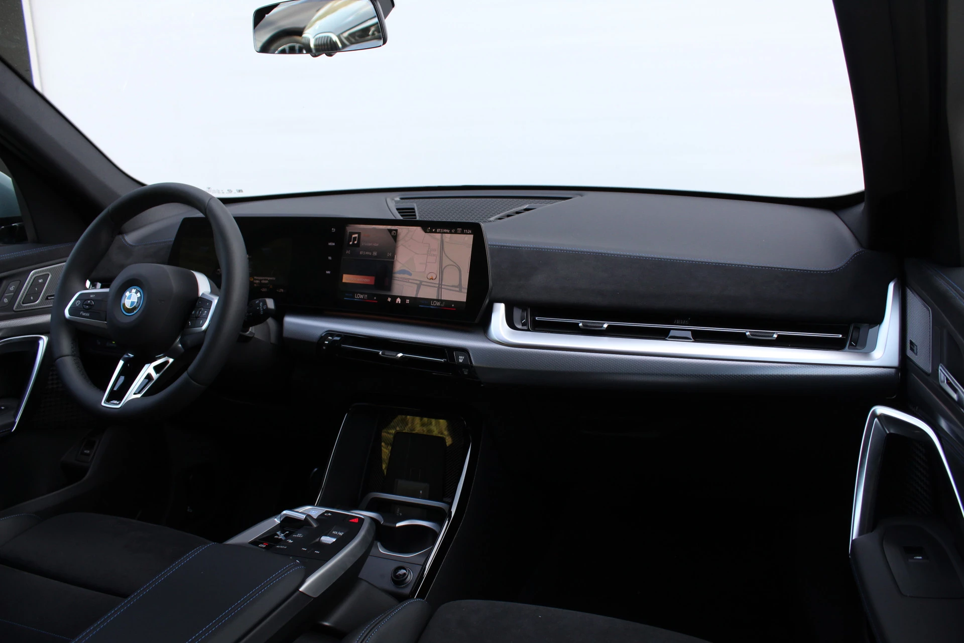 Hoofdafbeelding BMW iX1