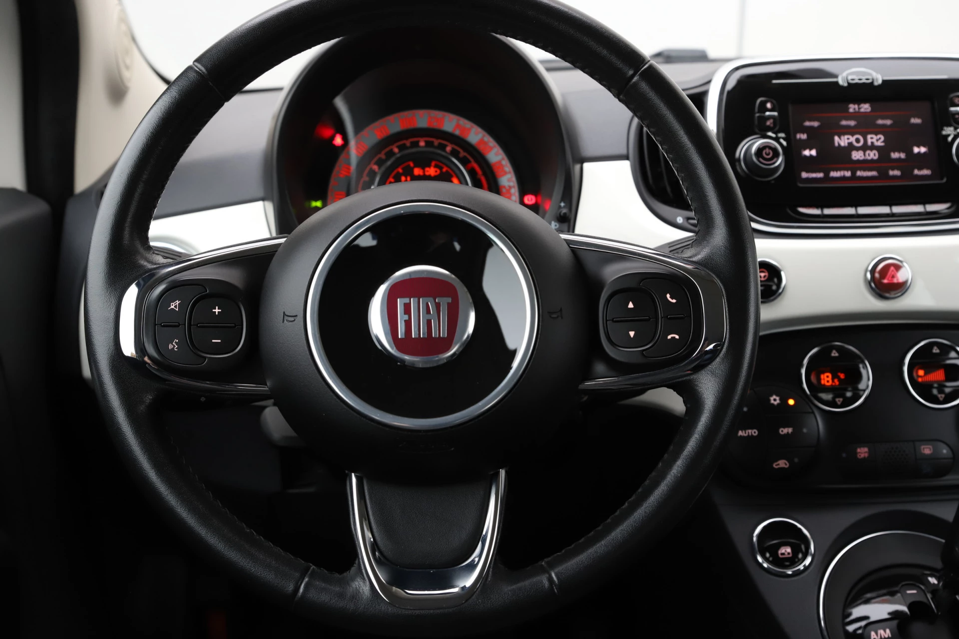 Hoofdafbeelding Fiat 500C