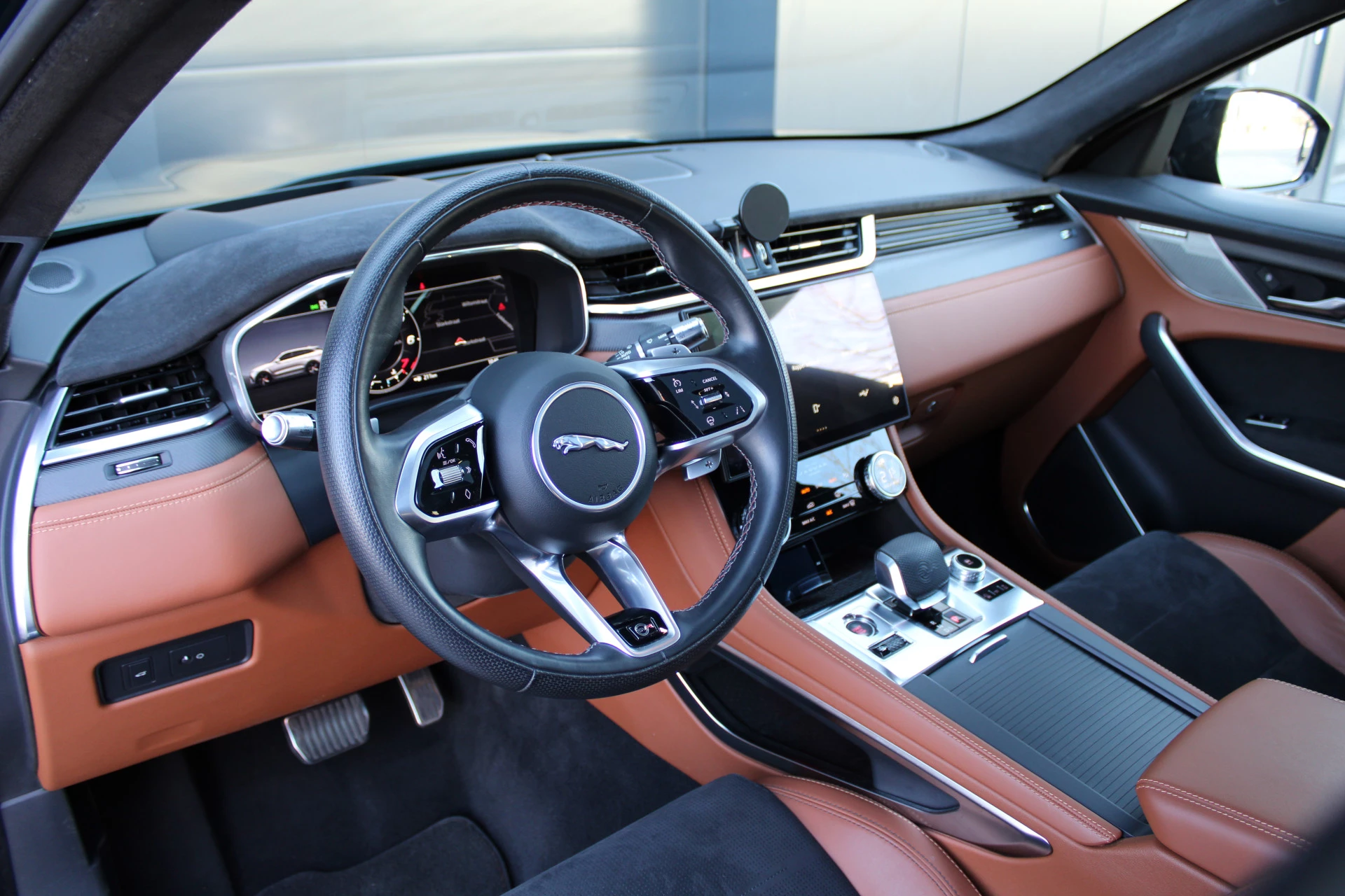 Hoofdafbeelding Jaguar F-PACE