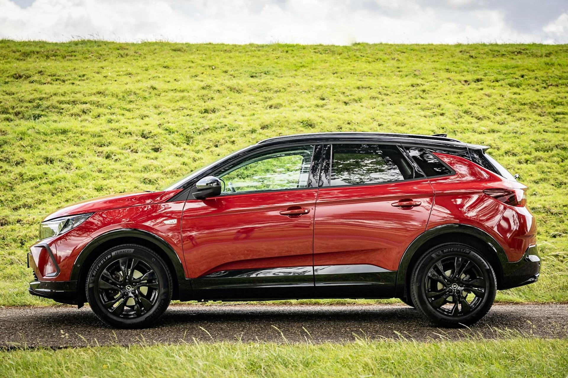 Hoofdafbeelding Opel Grandland