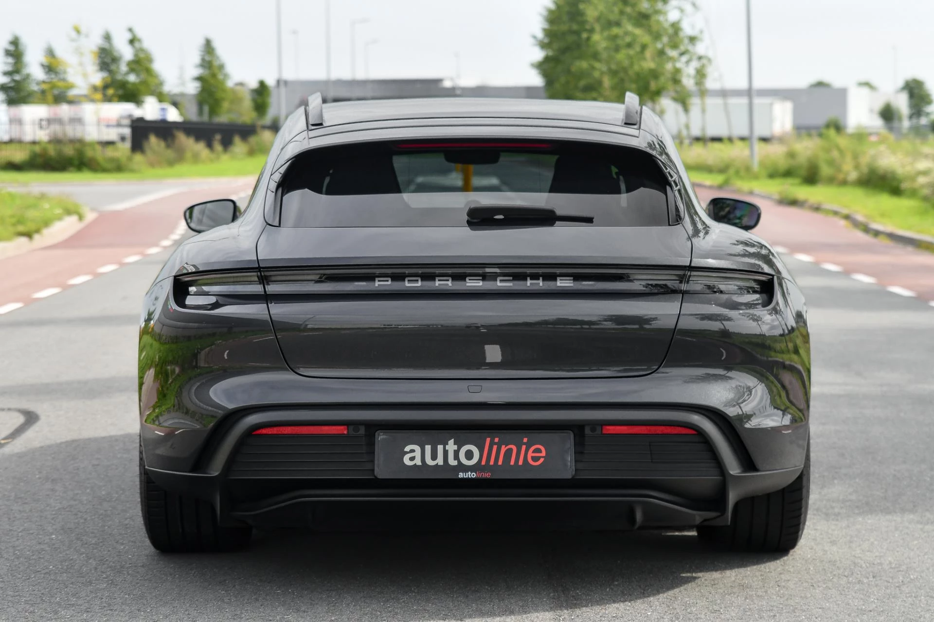 Hoofdafbeelding Porsche Taycan