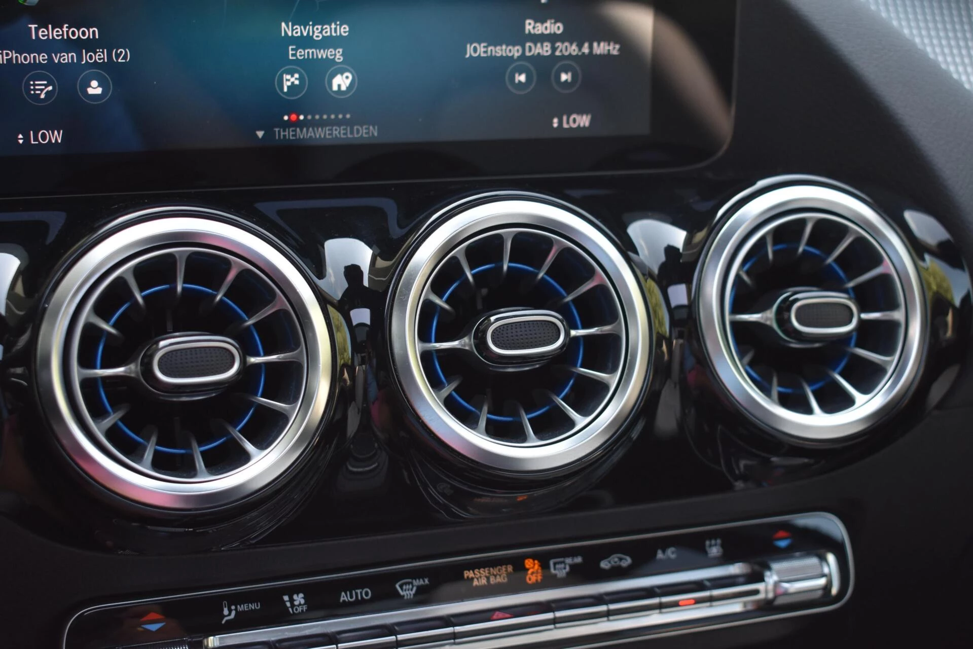 Hoofdafbeelding Mercedes-Benz EQA