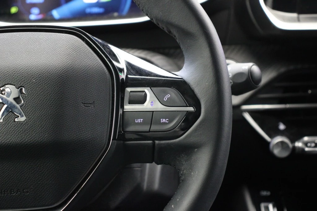 Hoofdafbeelding Peugeot e-208