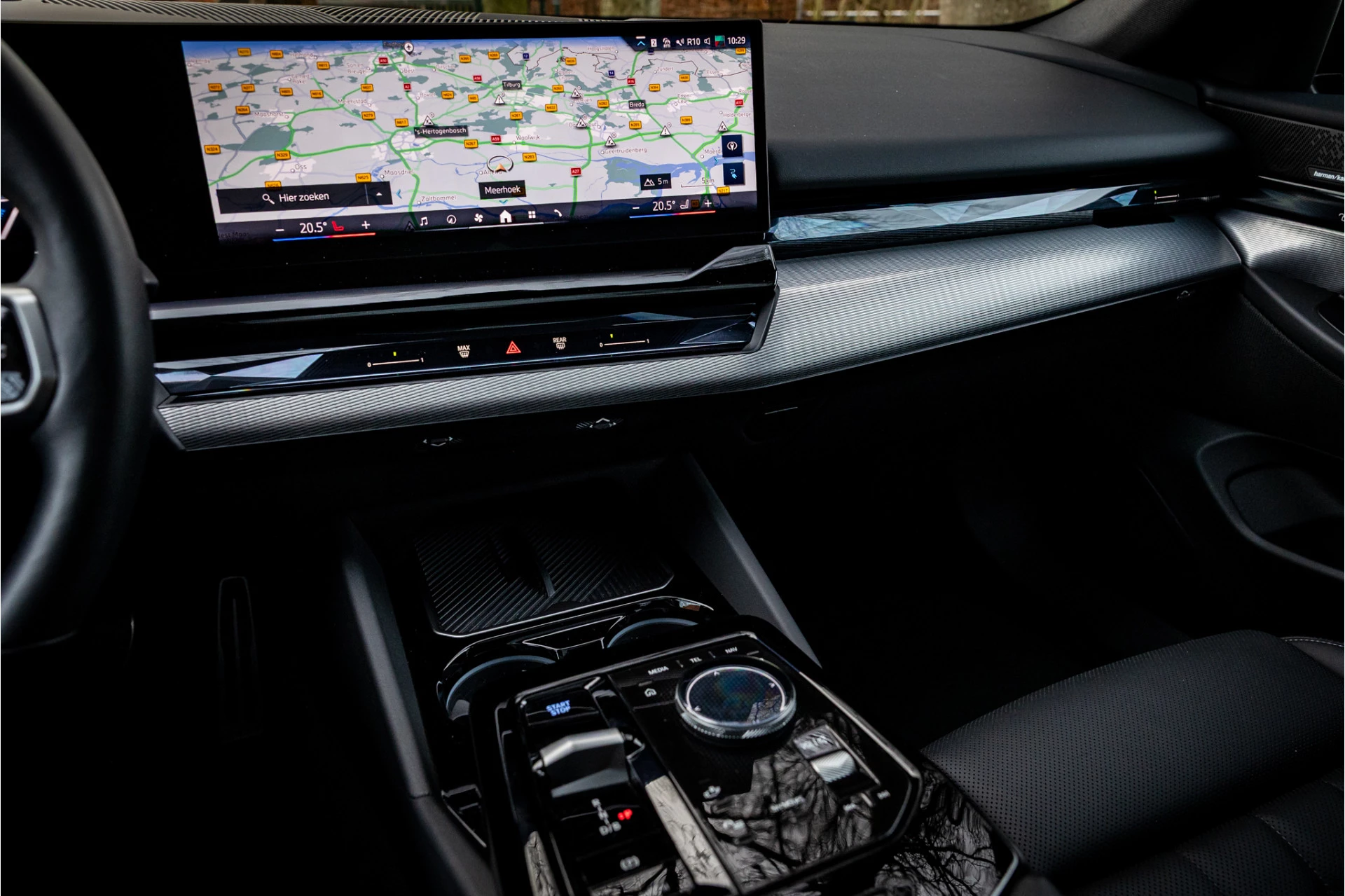 Hoofdafbeelding BMW i5