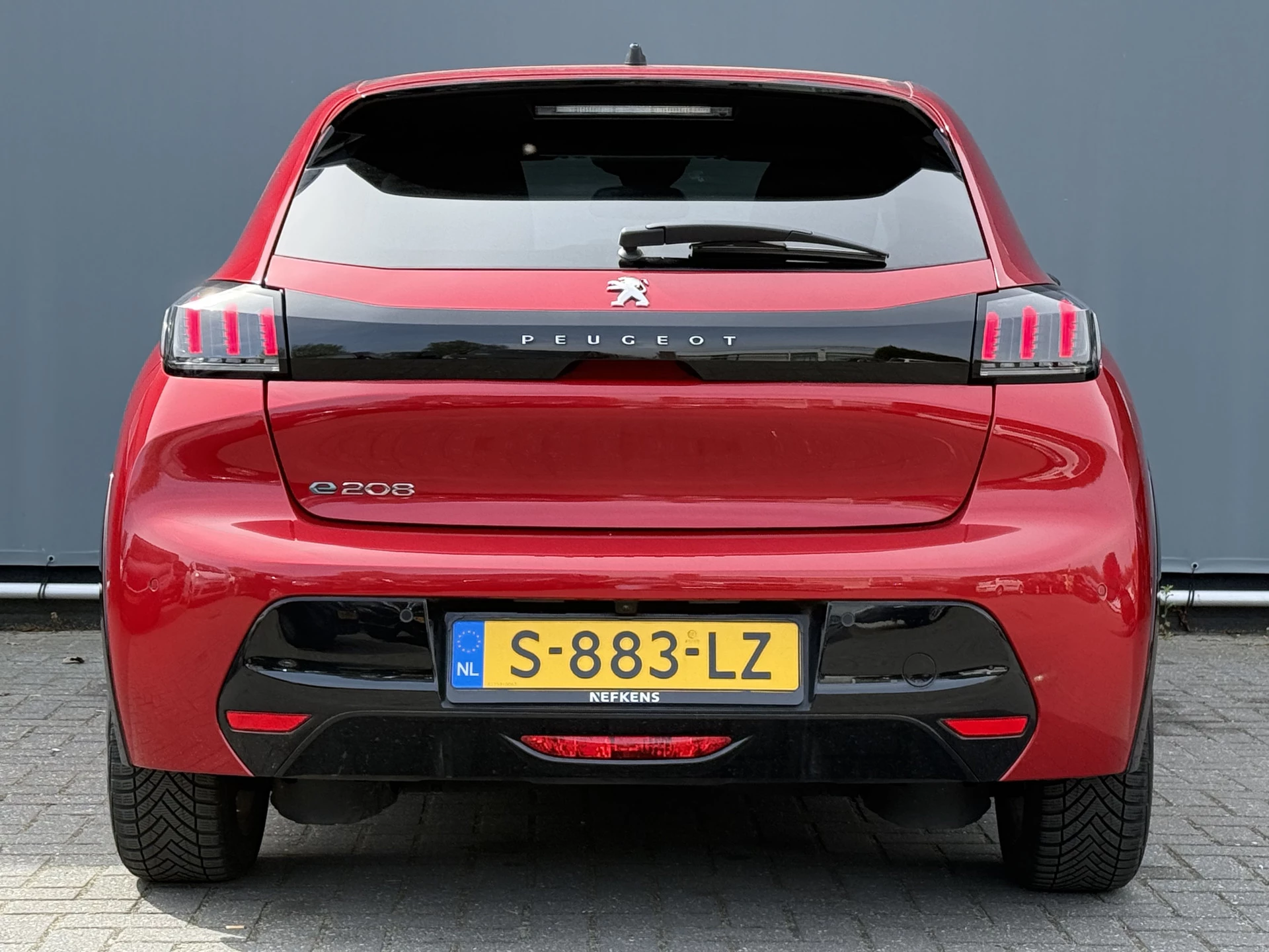 Hoofdafbeelding Peugeot e-208