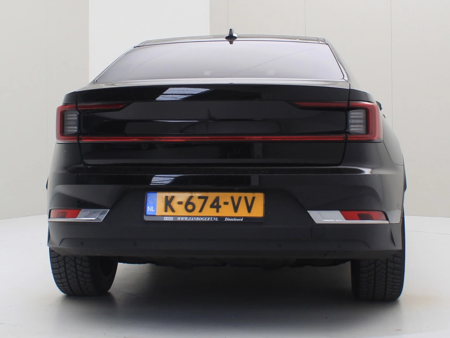 Hoofdafbeelding Polestar 2
