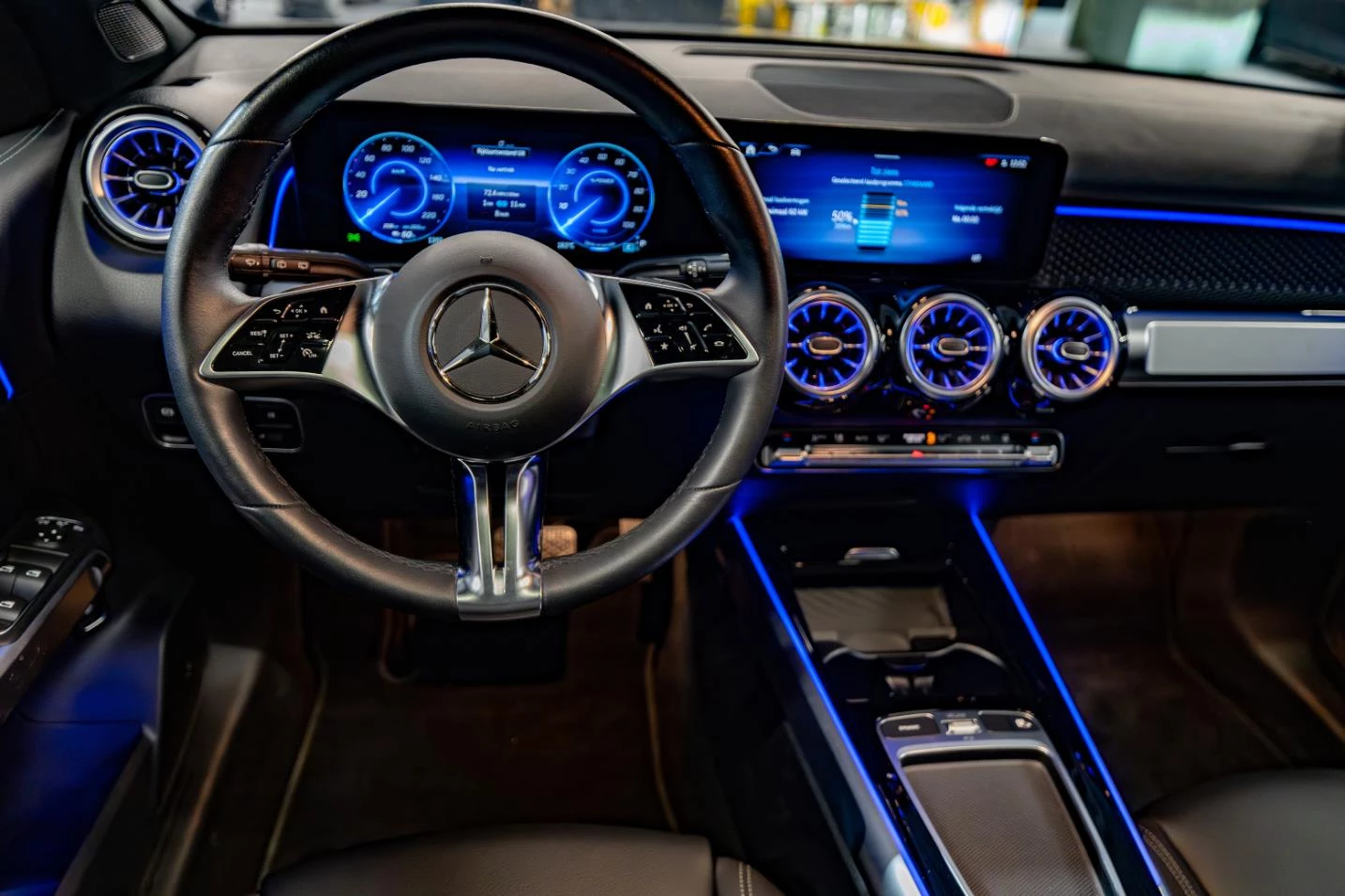 Hoofdafbeelding Mercedes-Benz EQB