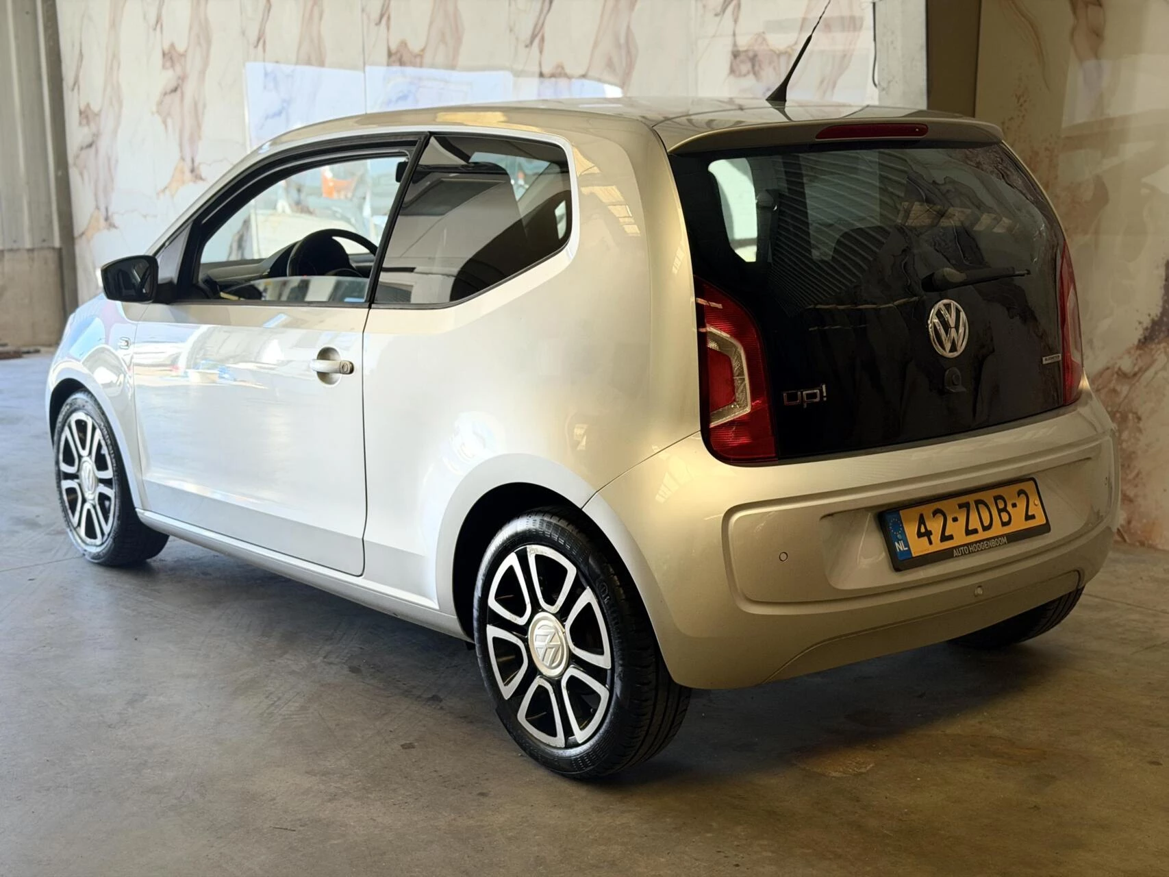Hoofdafbeelding Volkswagen up!