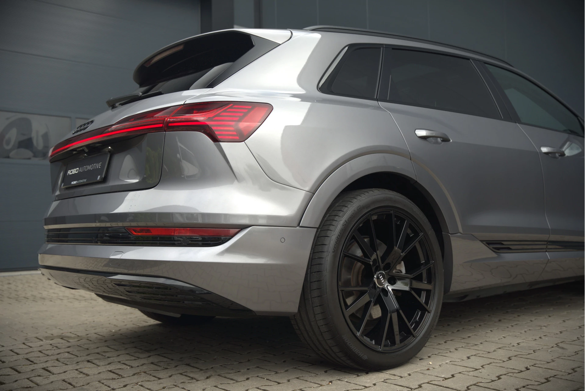 Hoofdafbeelding Audi e-tron