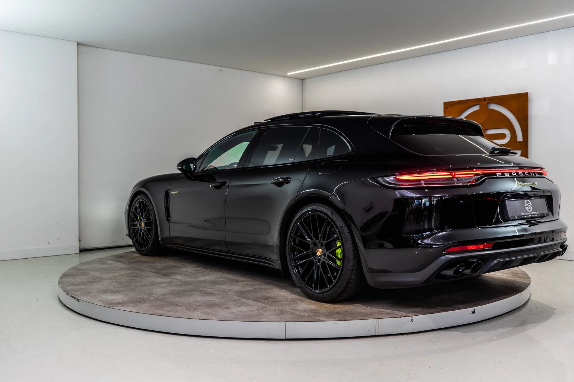 Hoofdafbeelding Porsche Panamera