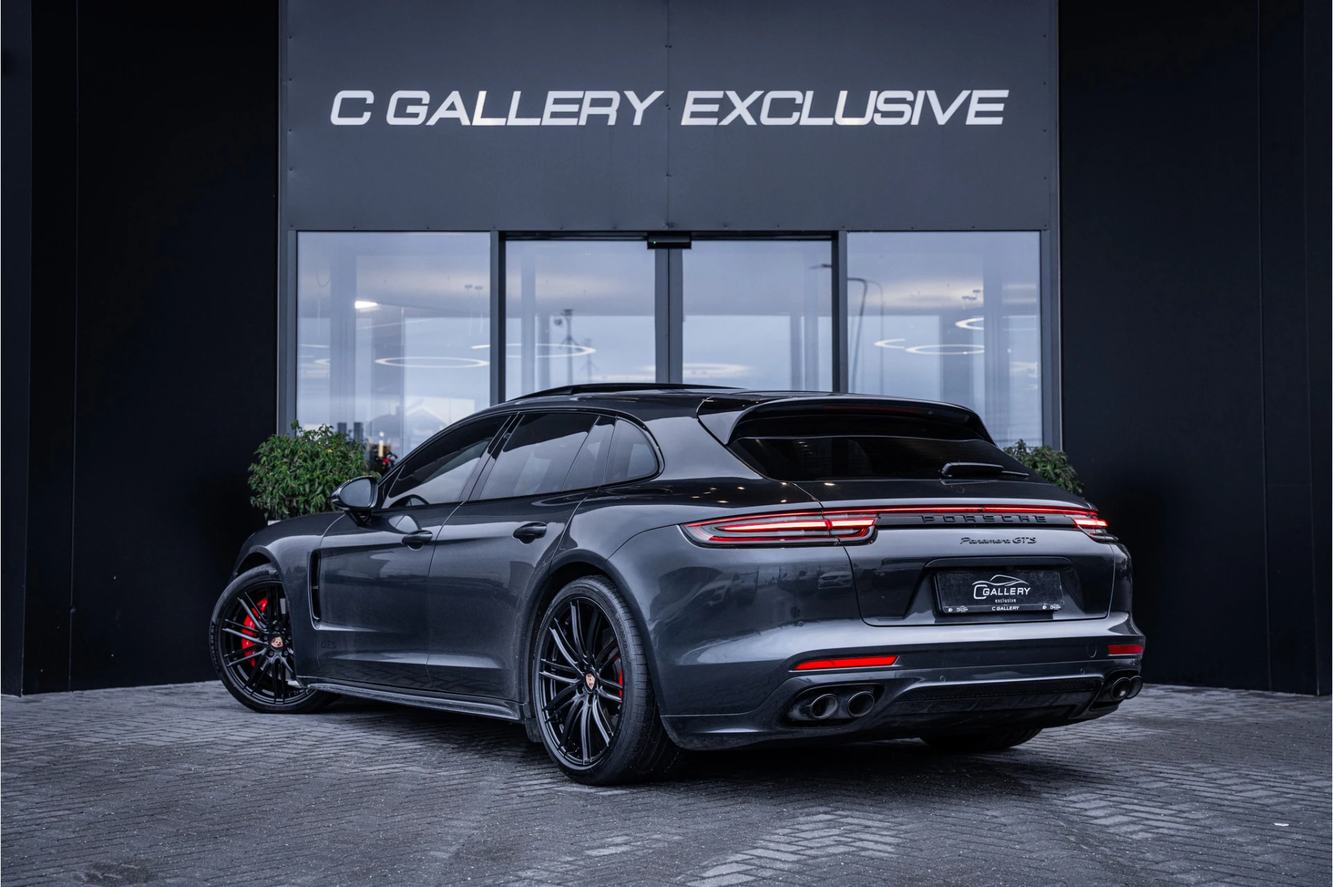 Hoofdafbeelding Porsche Panamera