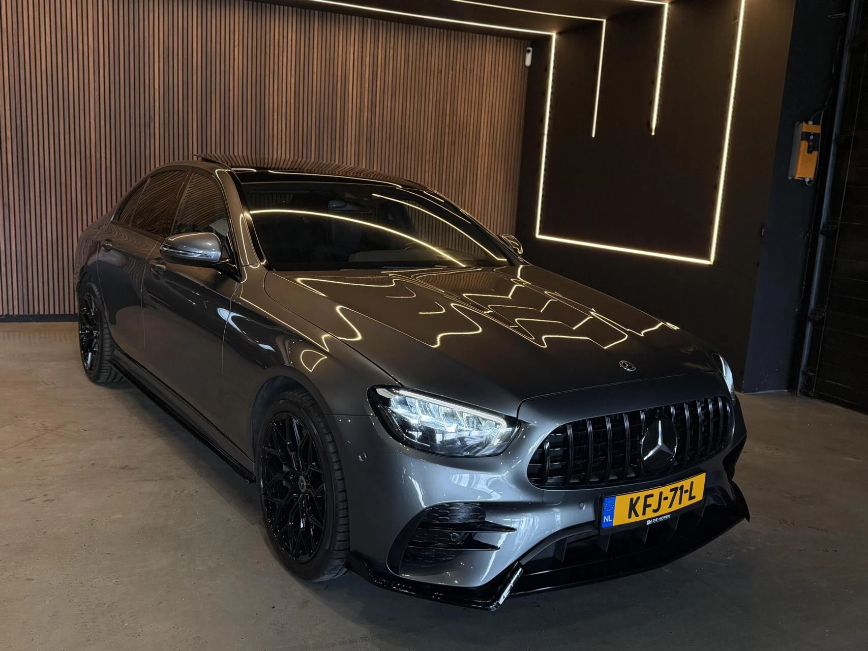 Hoofdafbeelding Mercedes-Benz E-Klasse