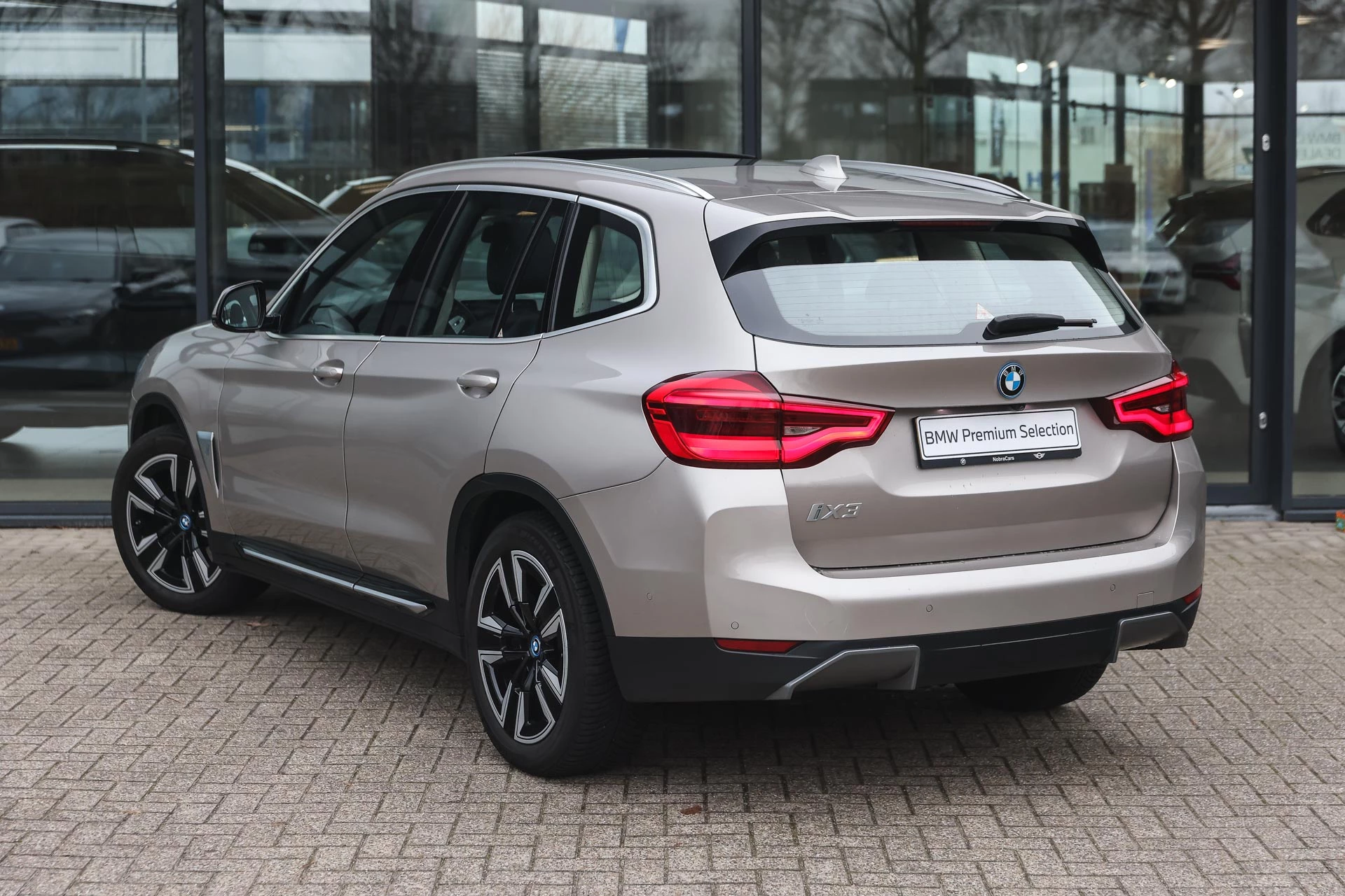 Hoofdafbeelding BMW iX3