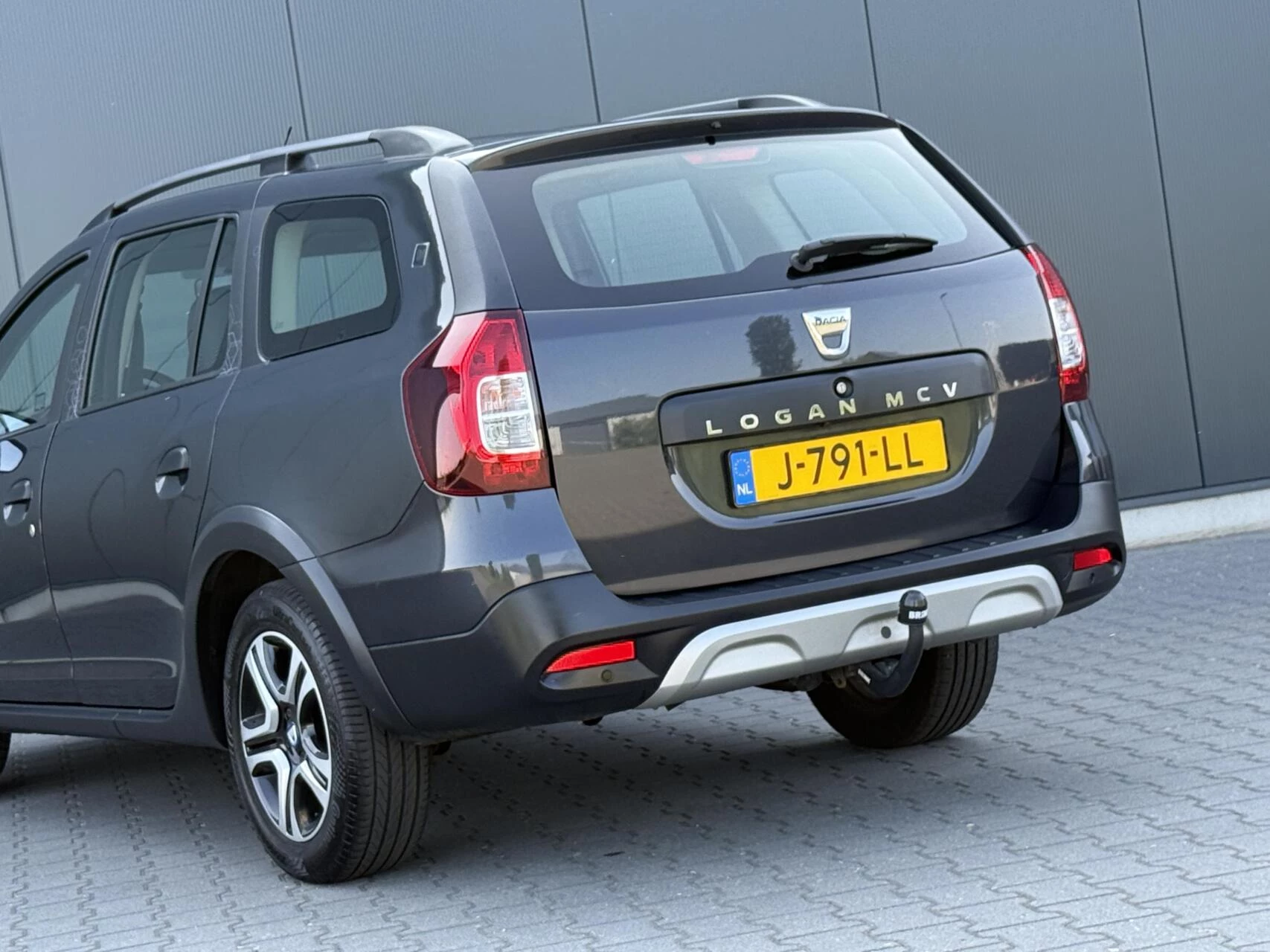 Hoofdafbeelding Dacia Logan
