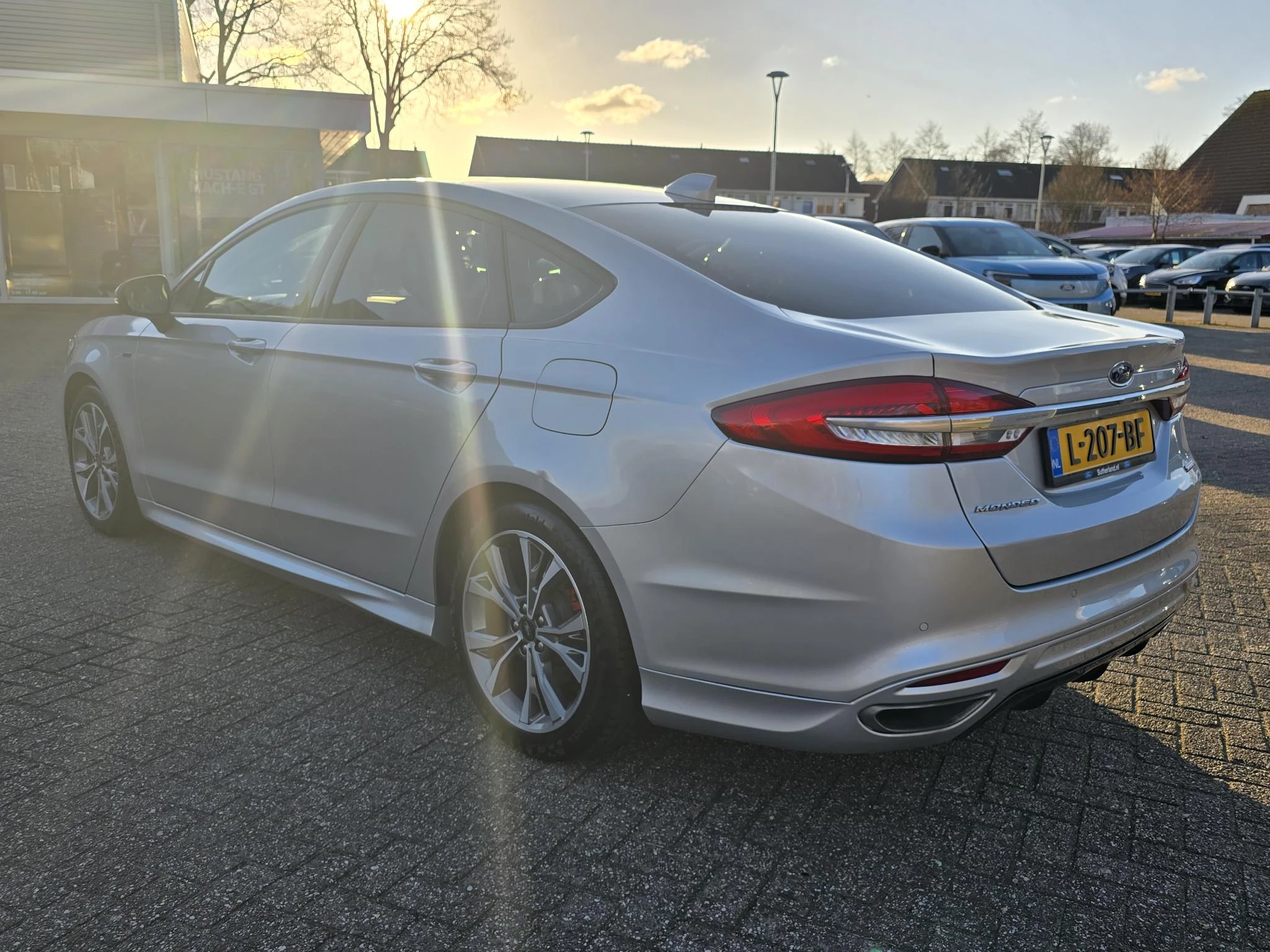 Hoofdafbeelding Ford Mondeo