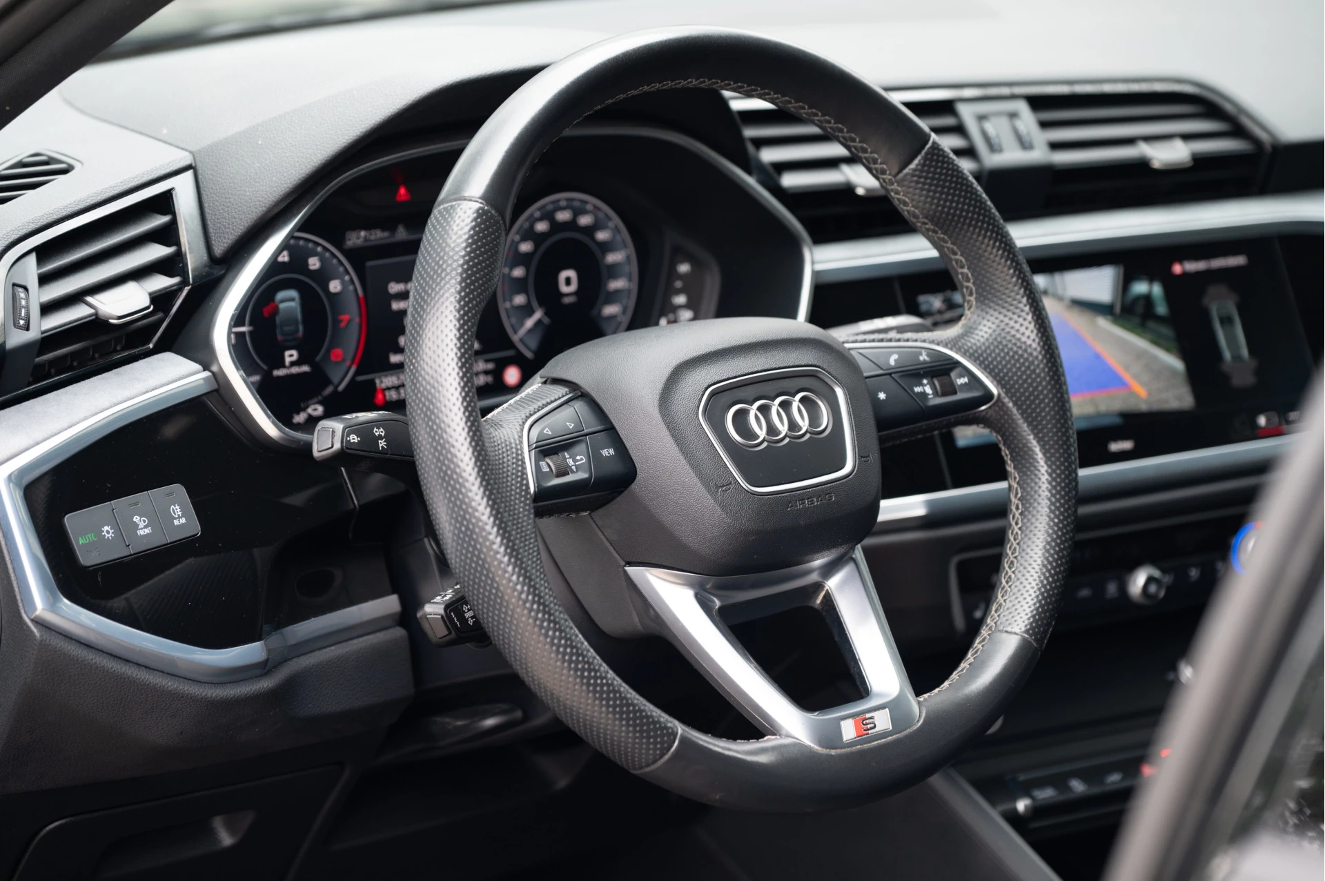 Hoofdafbeelding Audi Q3