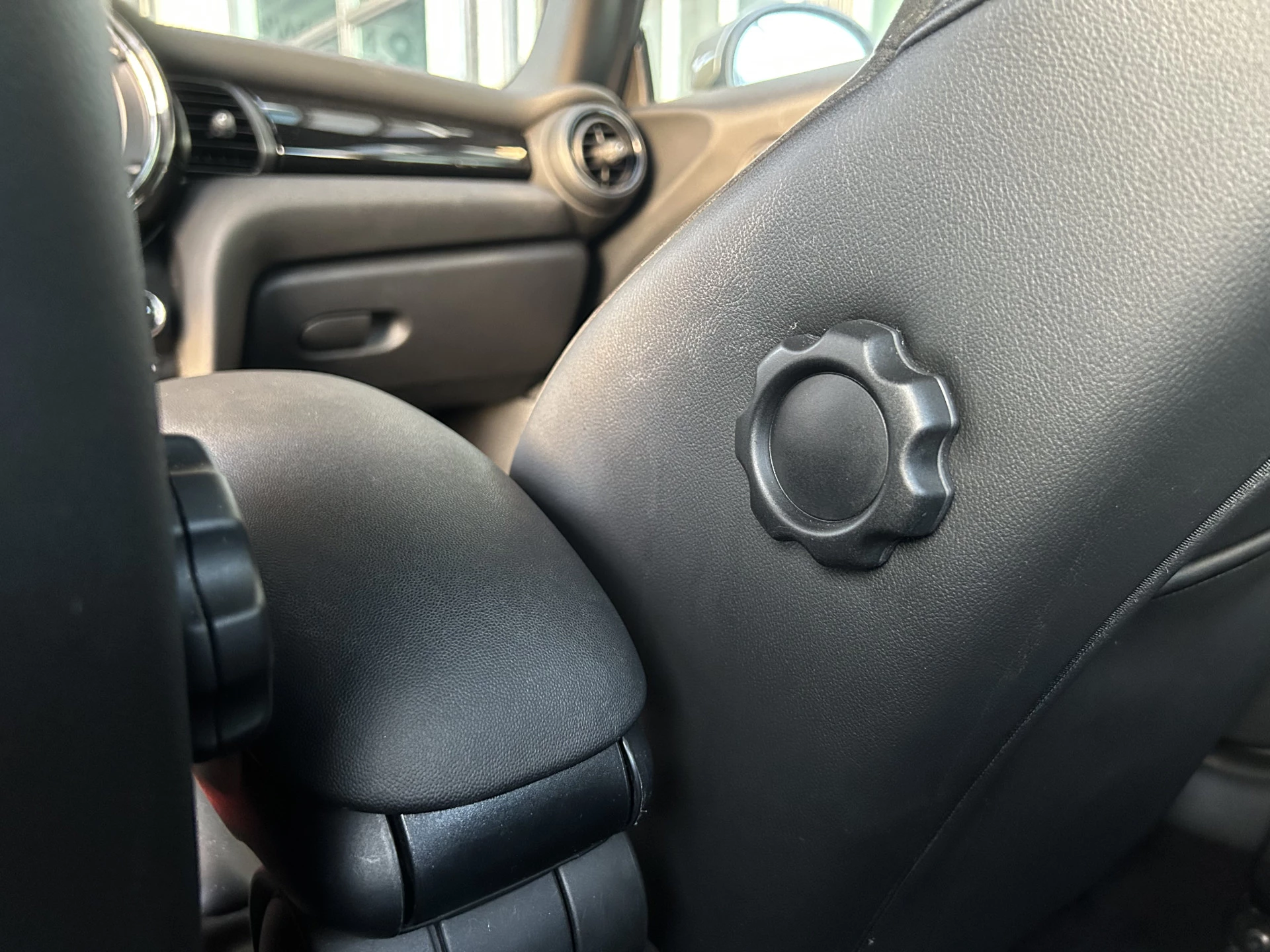 Hoofdafbeelding MINI One